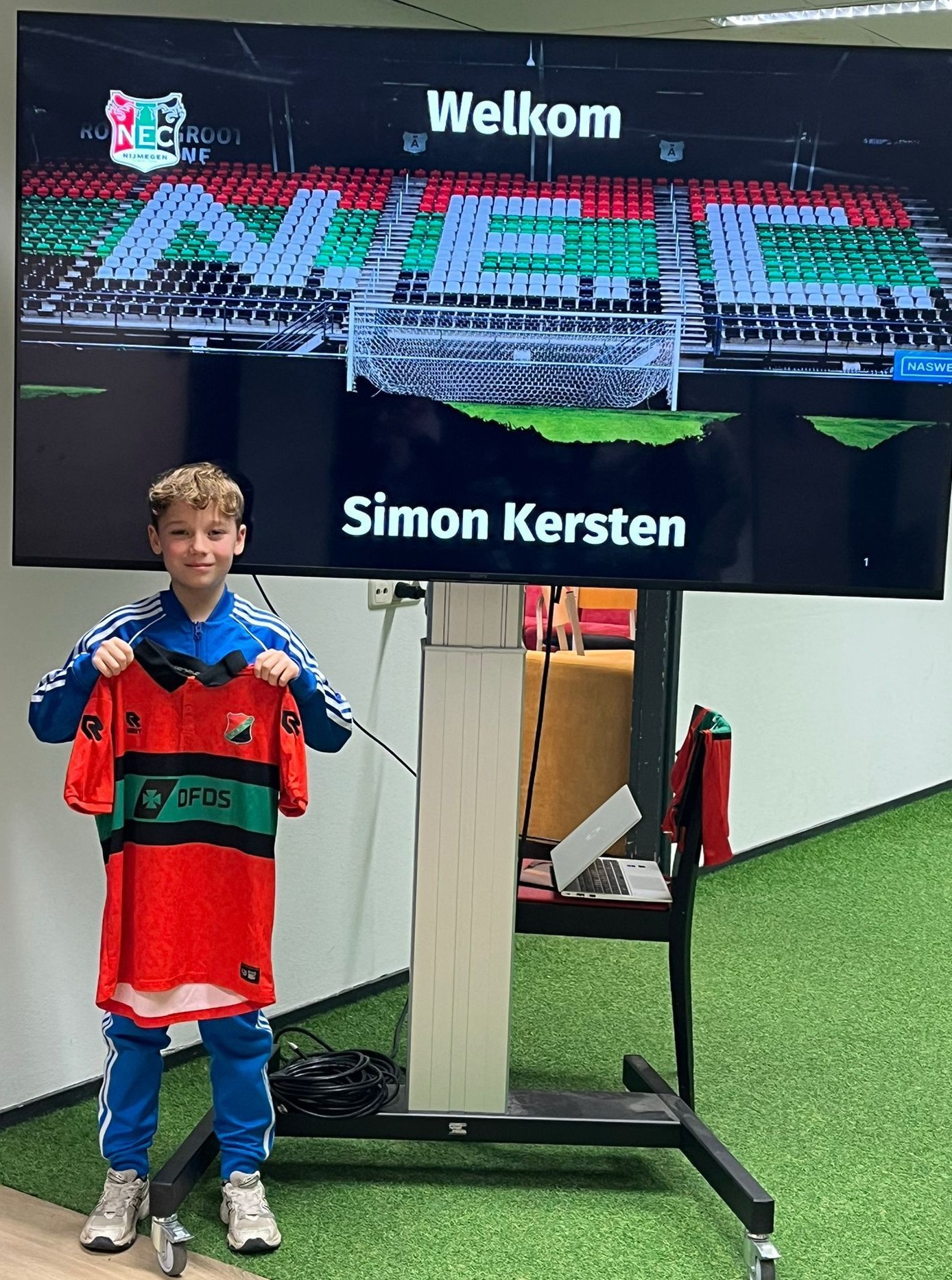 Simon Kersten maakt de stap naar de NEC voetbalacademie